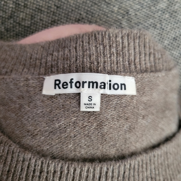 Reformation Cropped Cashmere Brown Top - Picture 5 of 6